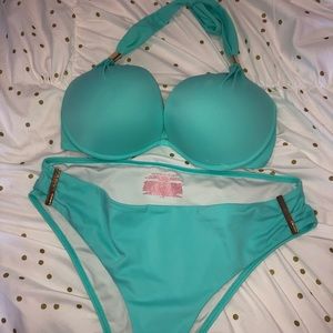 Victoria’s Secret 34 DD push-up bikini